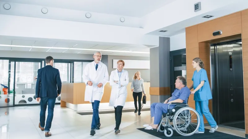 O Que É Um Elevador Hospitalar e Por Que Ele É Essencial Para Hospitais Modernos?