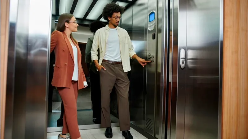 Por Que Elevadores de Passageiros São Essenciais em Prédios Comerciais?